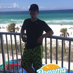 Meet your Posher, Cameron